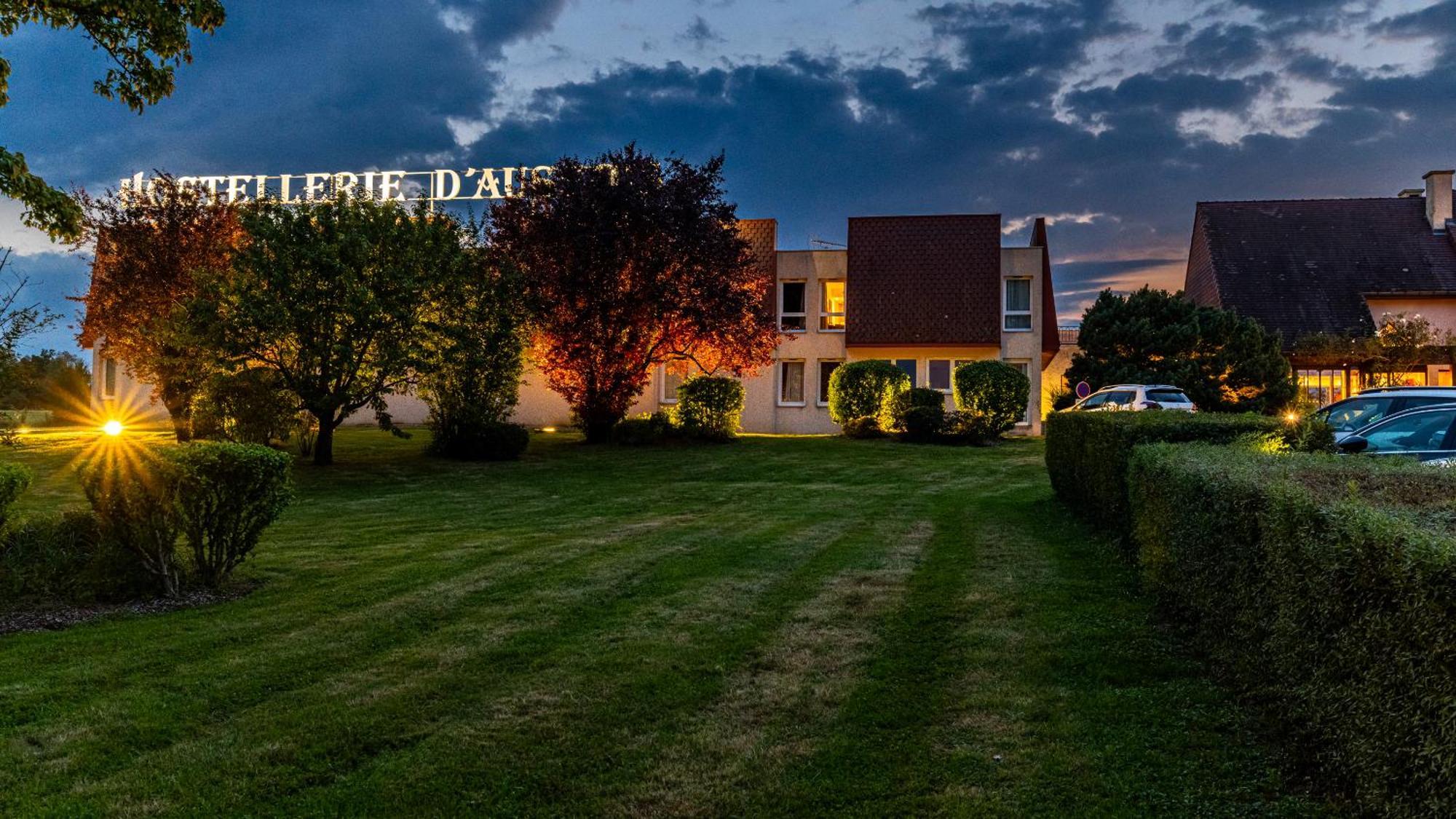 Logis Hostellerie D'Aussois سيمور-إن-اوكسيوس المظهر الخارجي الصورة