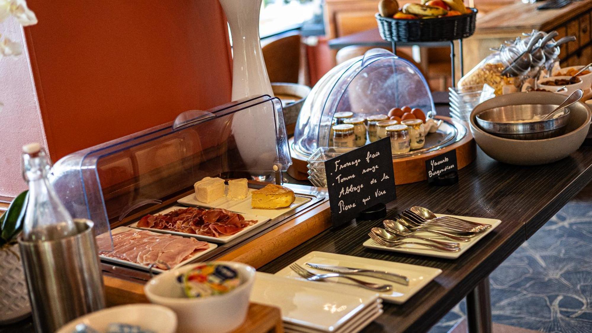 Logis Hostellerie D'Aussois سيمور-إن-اوكسيوس المظهر الخارجي الصورة