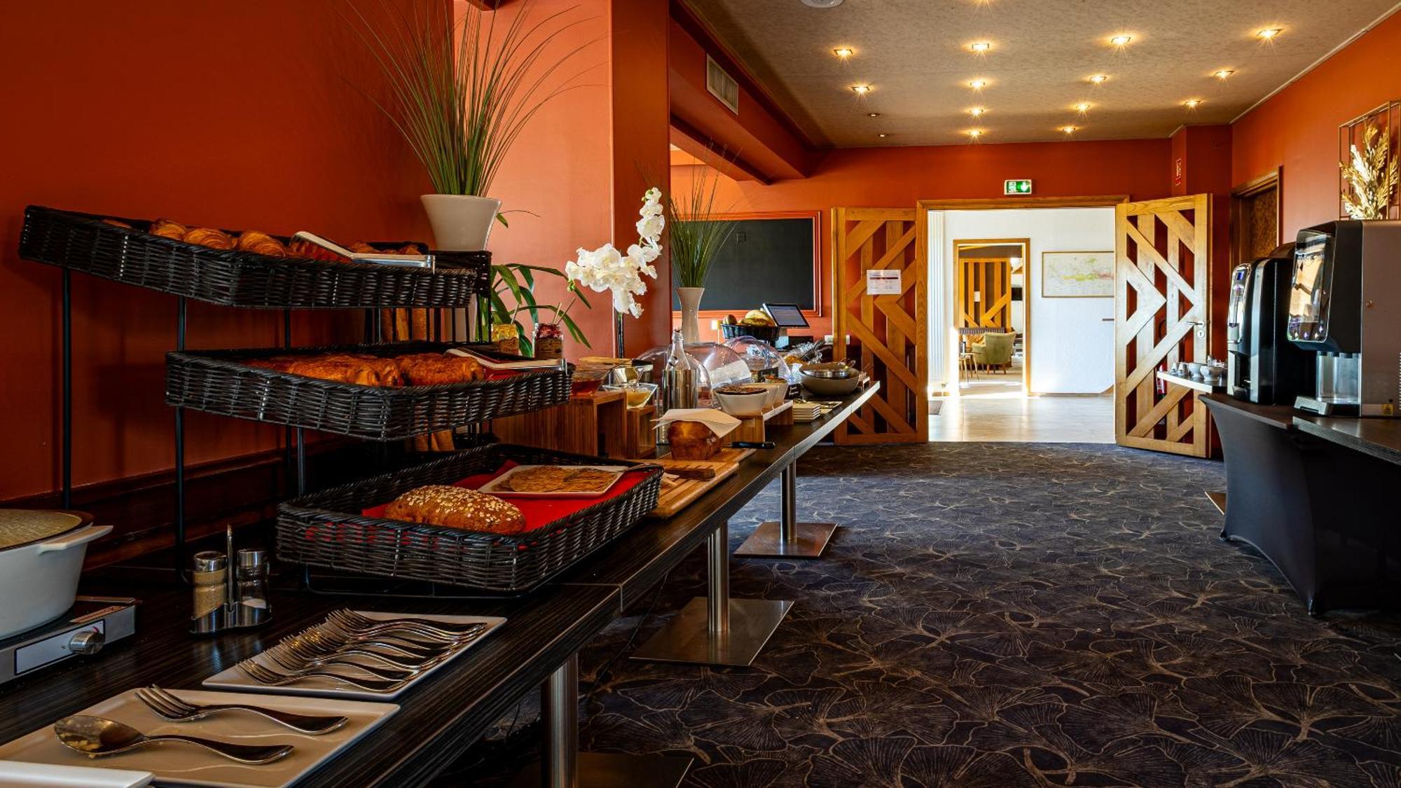 Logis Hostellerie D'Aussois سيمور-إن-اوكسيوس المظهر الخارجي الصورة